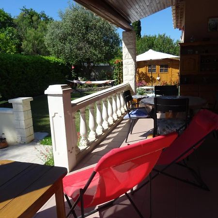 Chez Carole et Roger Appartement Avignon Buitenkant foto